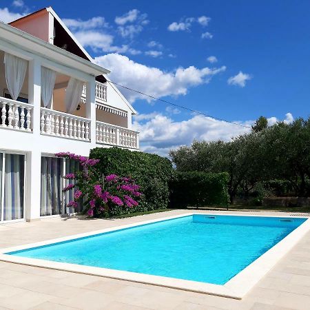 Holiday Home Vila Emma Debeljak Exterior foto