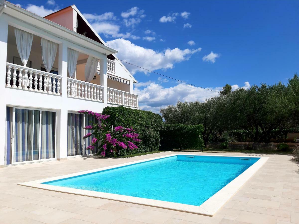 Holiday Home Vila Emma Debeljak Exterior foto